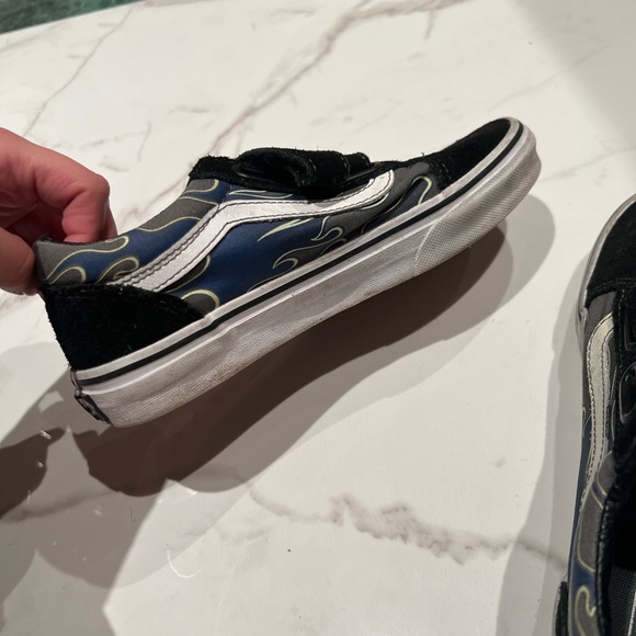 vans - Picture 7 of 7